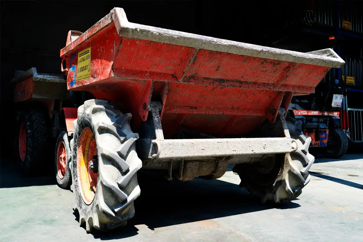 Dumper o volquete para carga.